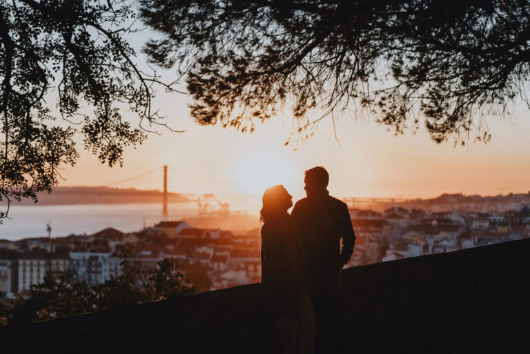 Couple enjoying a romantic weekend in Lisbon