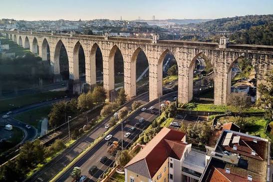Águas Livres Aqueduct Lisbon
