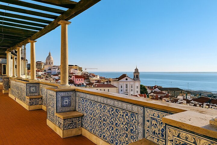 Miradouro de Santa Luzia Lisbon
